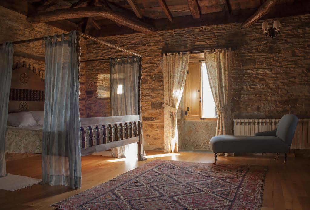 Pazo Santa Maria Hotel Arzua Ngoại thất bức ảnh
